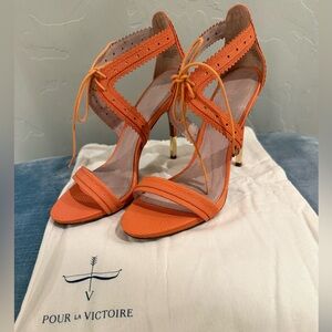 NWOB Pour La Victoire Embossed Orange Stiletto Heel Sandals